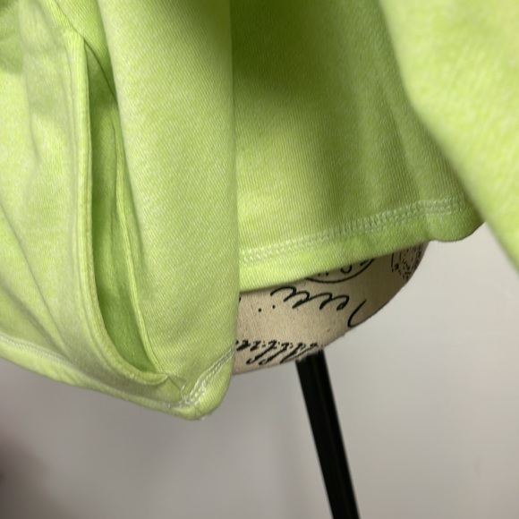 - Brand new with tags Woman’s Steve Madden hooded sweatshirt. Size XXL. - Picture 14 of 16